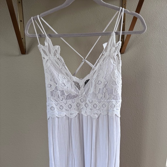 white Rue21 maxi dress with lace and straps - Picture 4 of 8